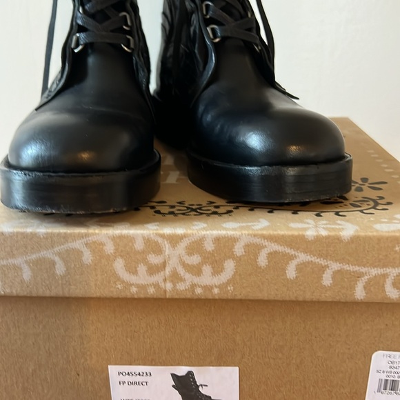 Free People We The Free Jesse Lace Up Boots.  Size 38 / 8. - Picture 13 of 13